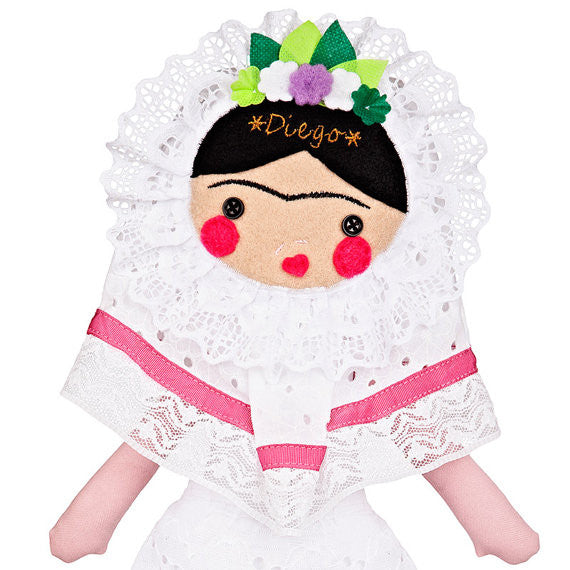 Muñeca Frida - Ivanna & Pau - Juguetes, material didactico y productos para niños y el bienestar familiar